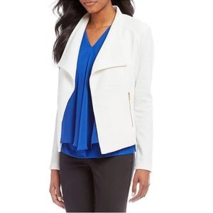 Calvin Klein Women's Textured Flyaway Jacket - LG